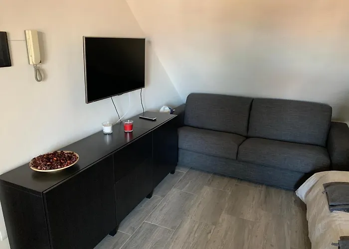 Montevecchio 11 Apartment *