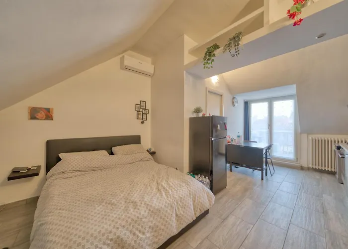 Montevecchio 11 * Turin