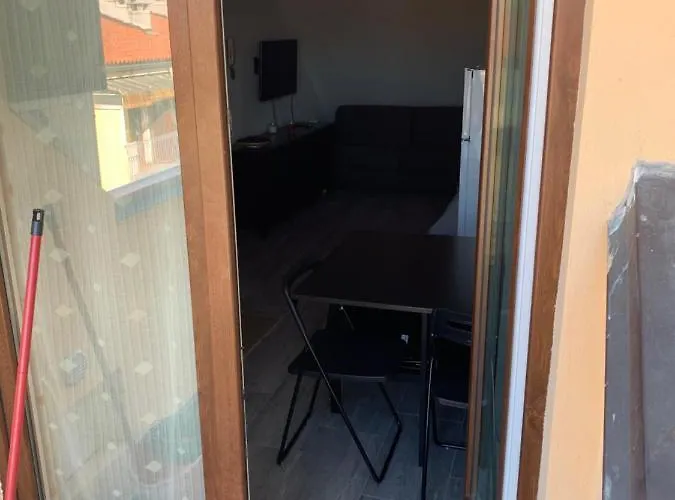 Montevecchio 11 Apartamento *